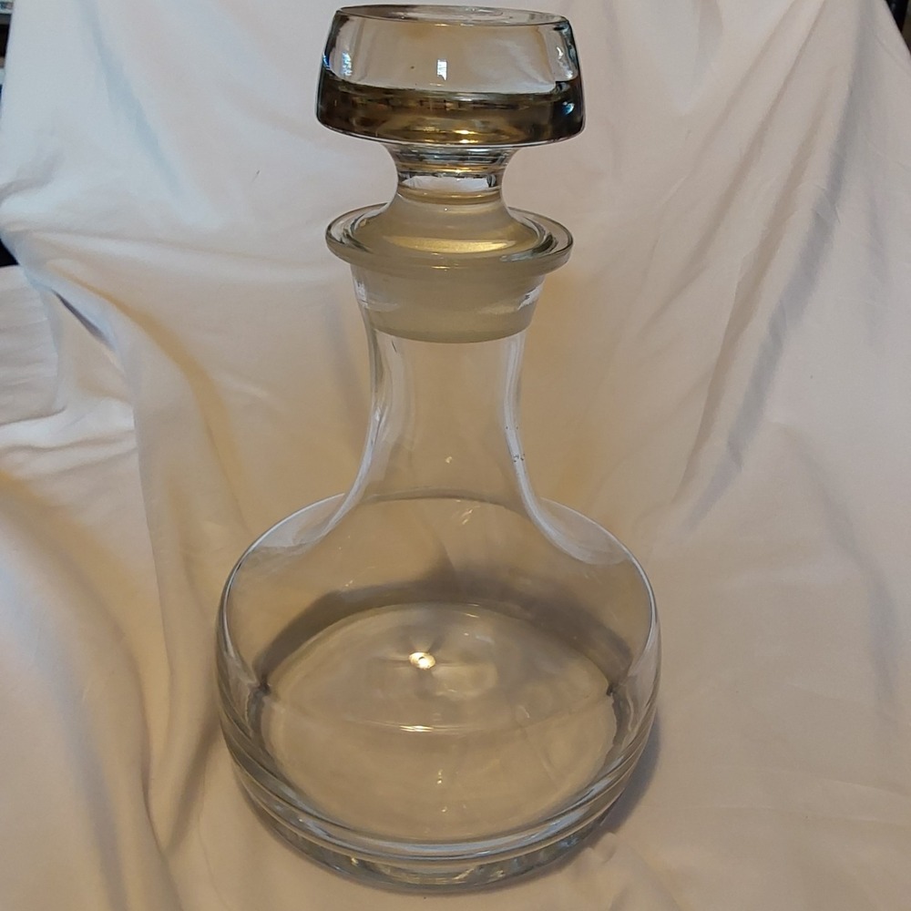 Wine/Port Liquor‎ Hamilton Standard Glass Decanter